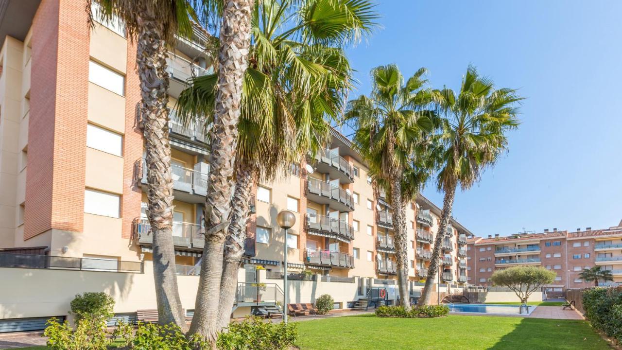 2P-51 - Lloret De Mar Esterno foto
